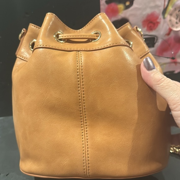 HOUSE OF HARLOW 1960 BROWN LEATHER DRAWSTRING BUCKET BAG - Picture 4 of 9